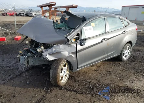 2014 Ford Fiesta Se z USA, uszkodzony, nr VIN 3FADP4BJ8EM180381